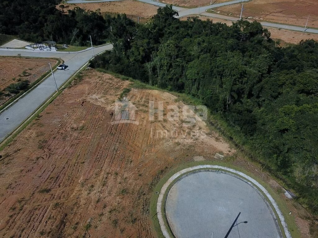 Terreno de 280 m² em Brusque, SC