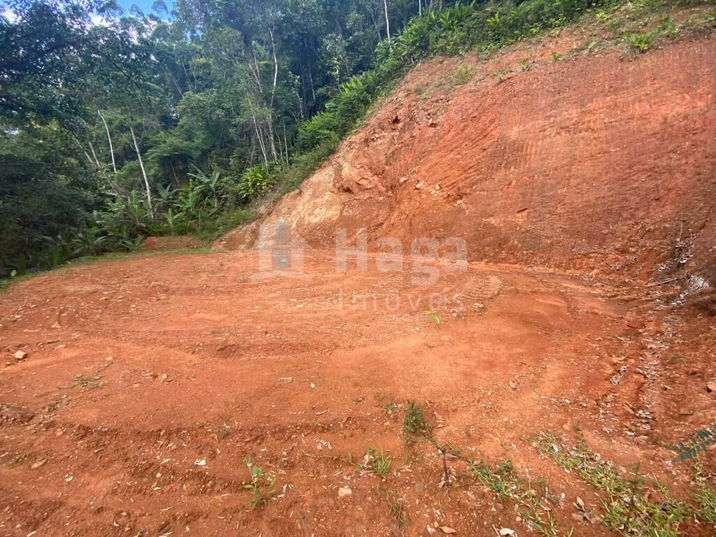 Terreno de 3.800 m² em Canelinha, SC