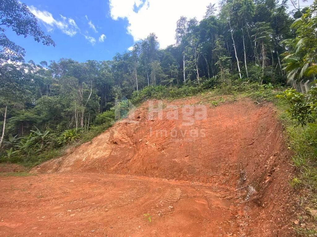 Terreno de 3.800 m² em Canelinha, SC
