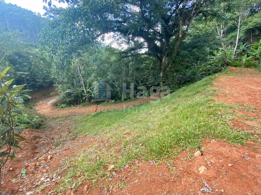 Terreno de 3.800 m² em Canelinha, SC