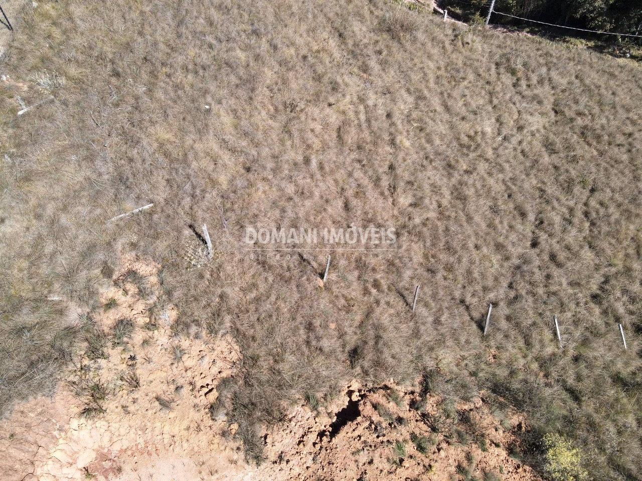 Terreno de 1.200 m² em Campos do Jordão, SP