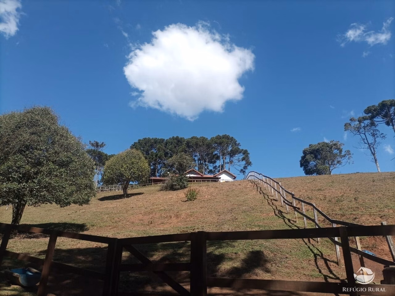 Sítio de 5 ha em Sapucaí-Mirim, MG