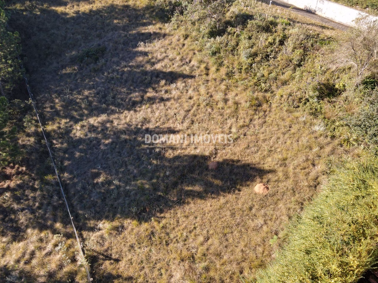 Terreno de 636 m² em Campos do Jordão, SP