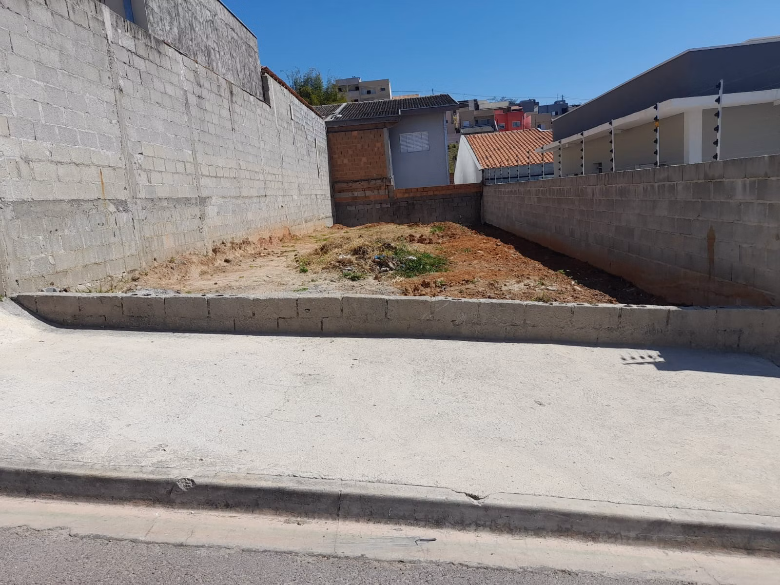 Terreno de 154 m² em Jacareí, SP