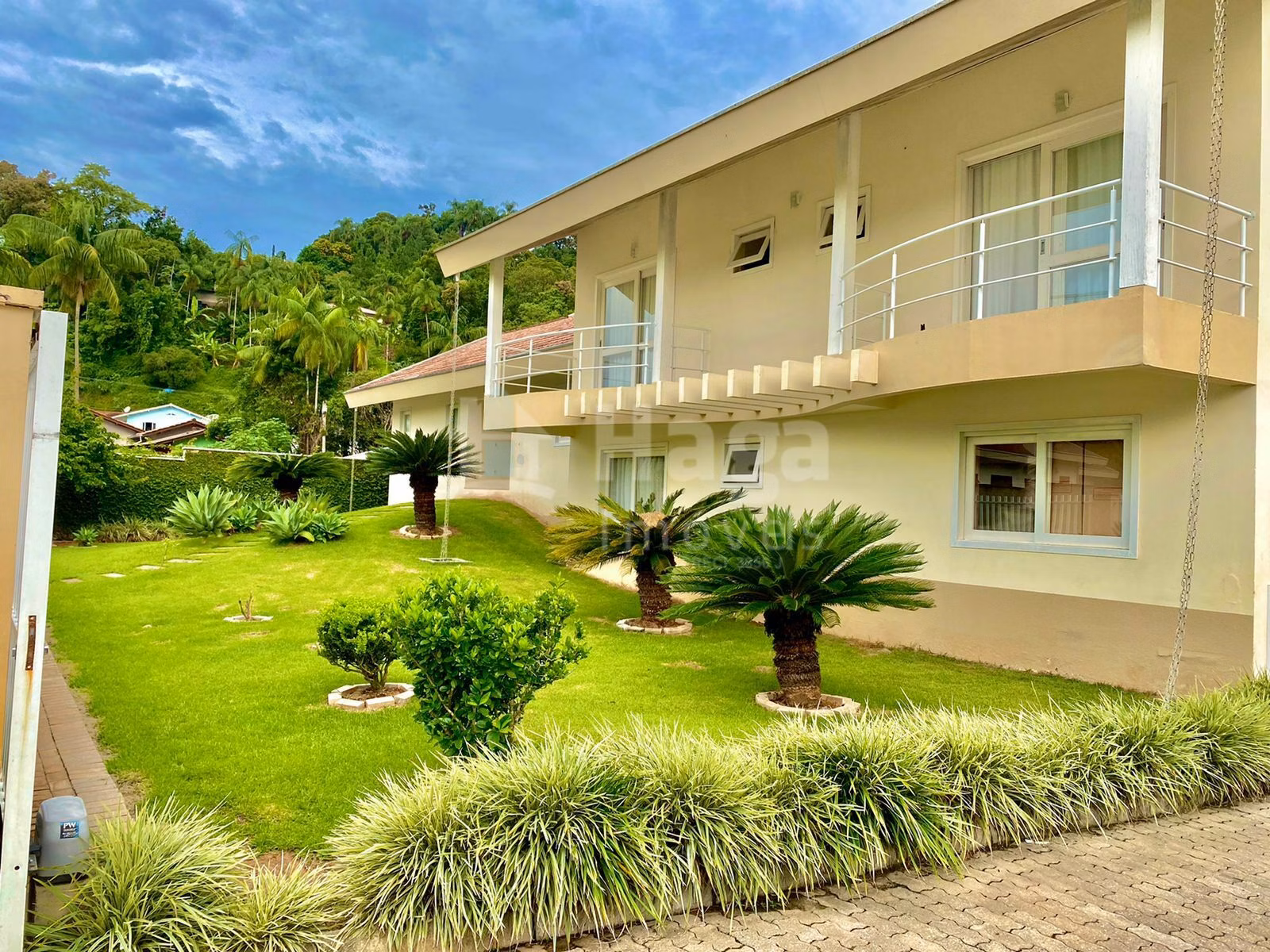 Casa de 1.253 m² em Brusque, SC