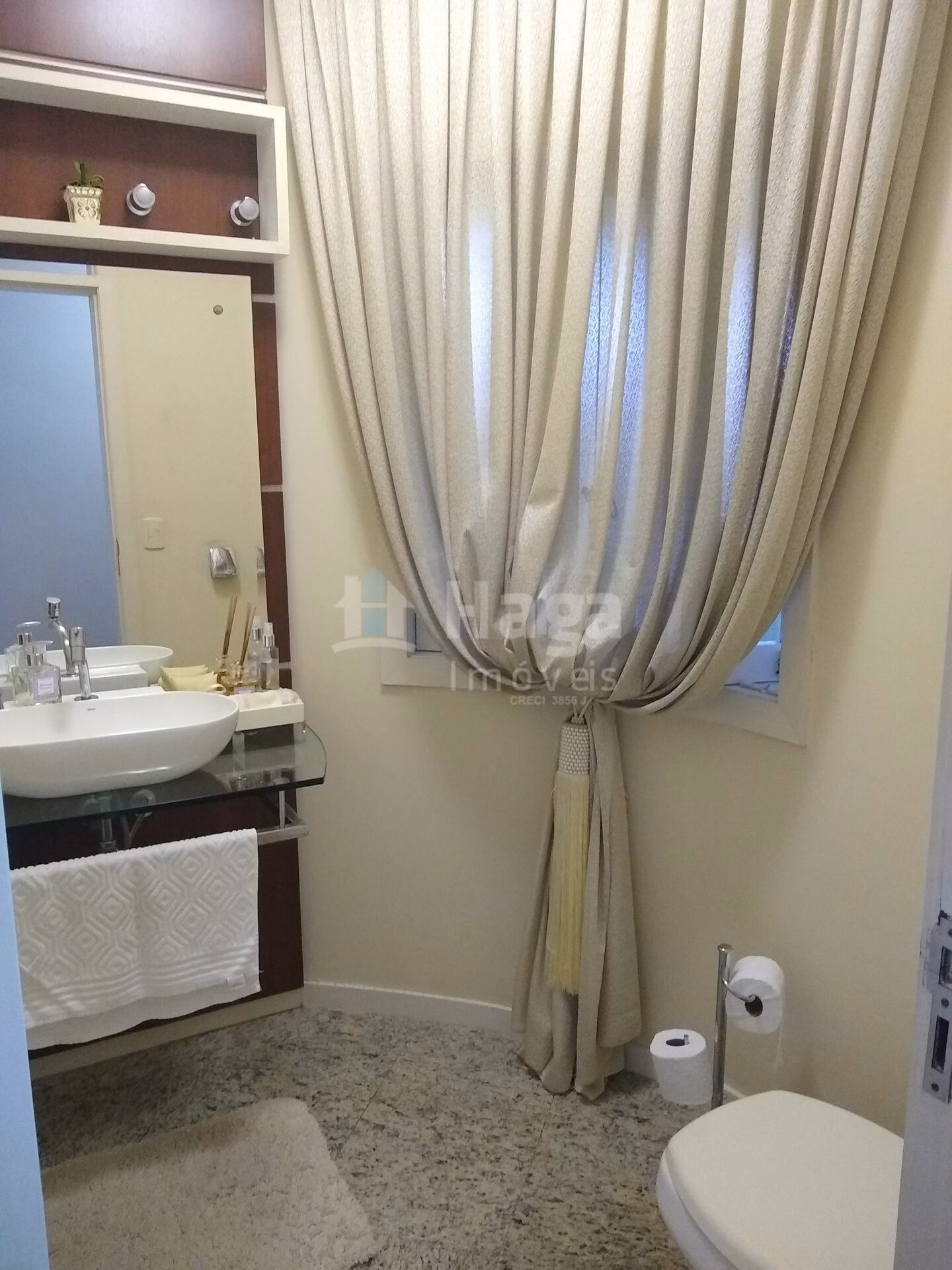 Casa de 1.253 m² em Brusque, SC