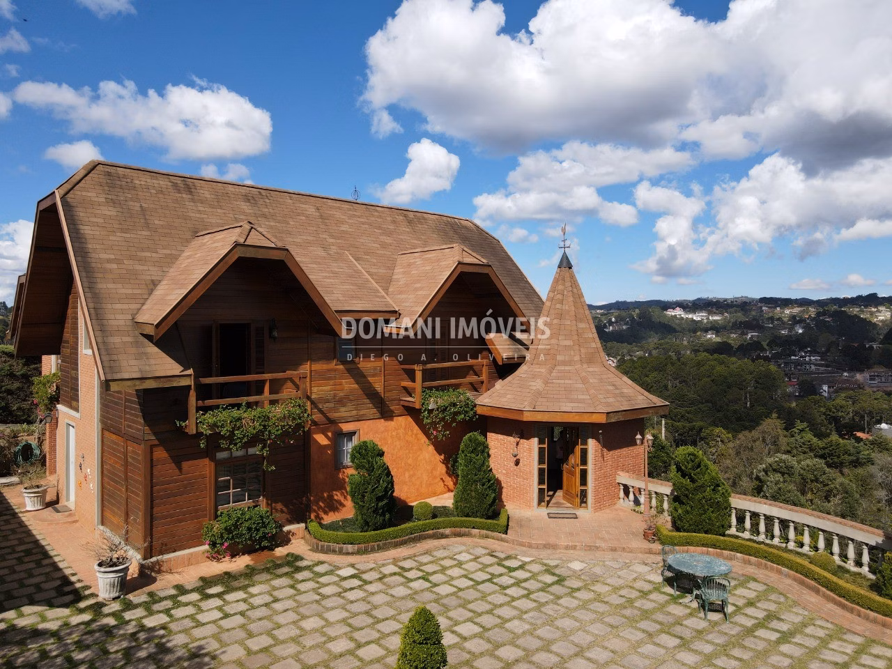 House of 1,460 m² in Campos do Jordão, SP, Brazil