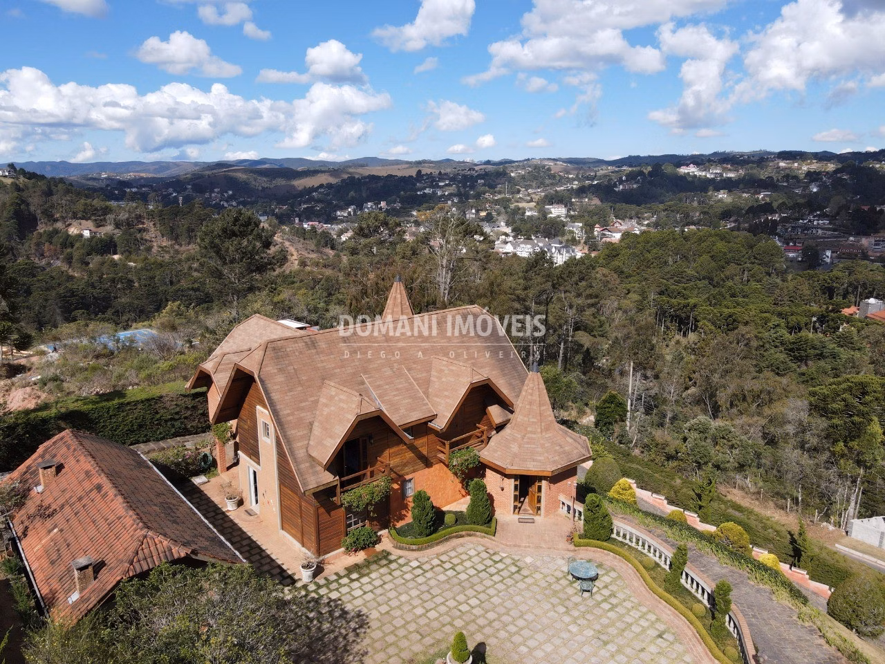 House of 1,460 m² in Campos do Jordão, SP, Brazil