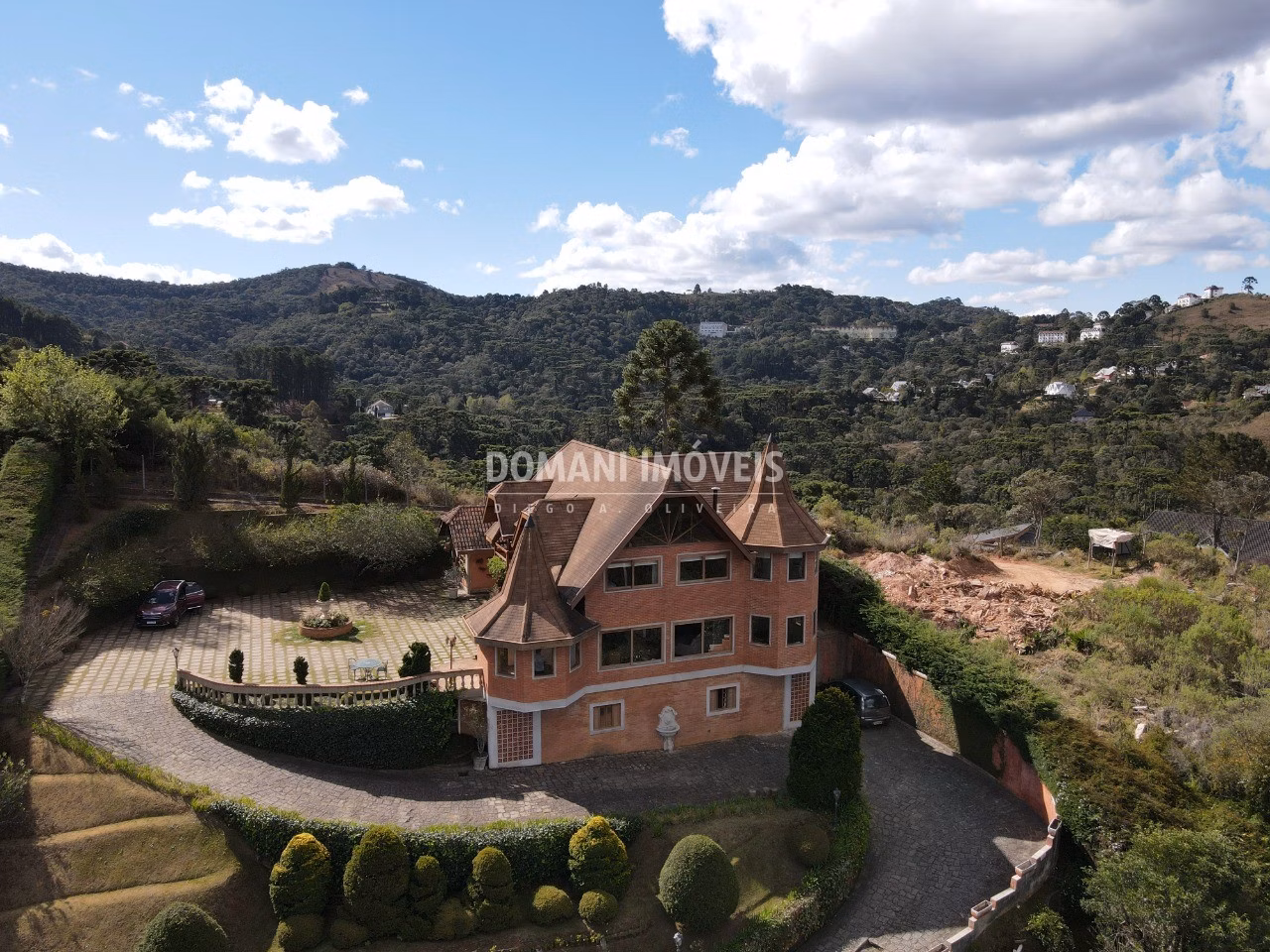 House of 1,460 m² in Campos do Jordão, SP, Brazil