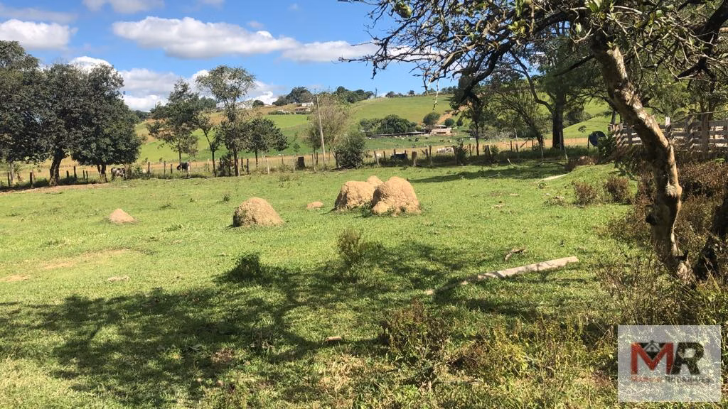 Sítio de 2 ha em Estiva, MG