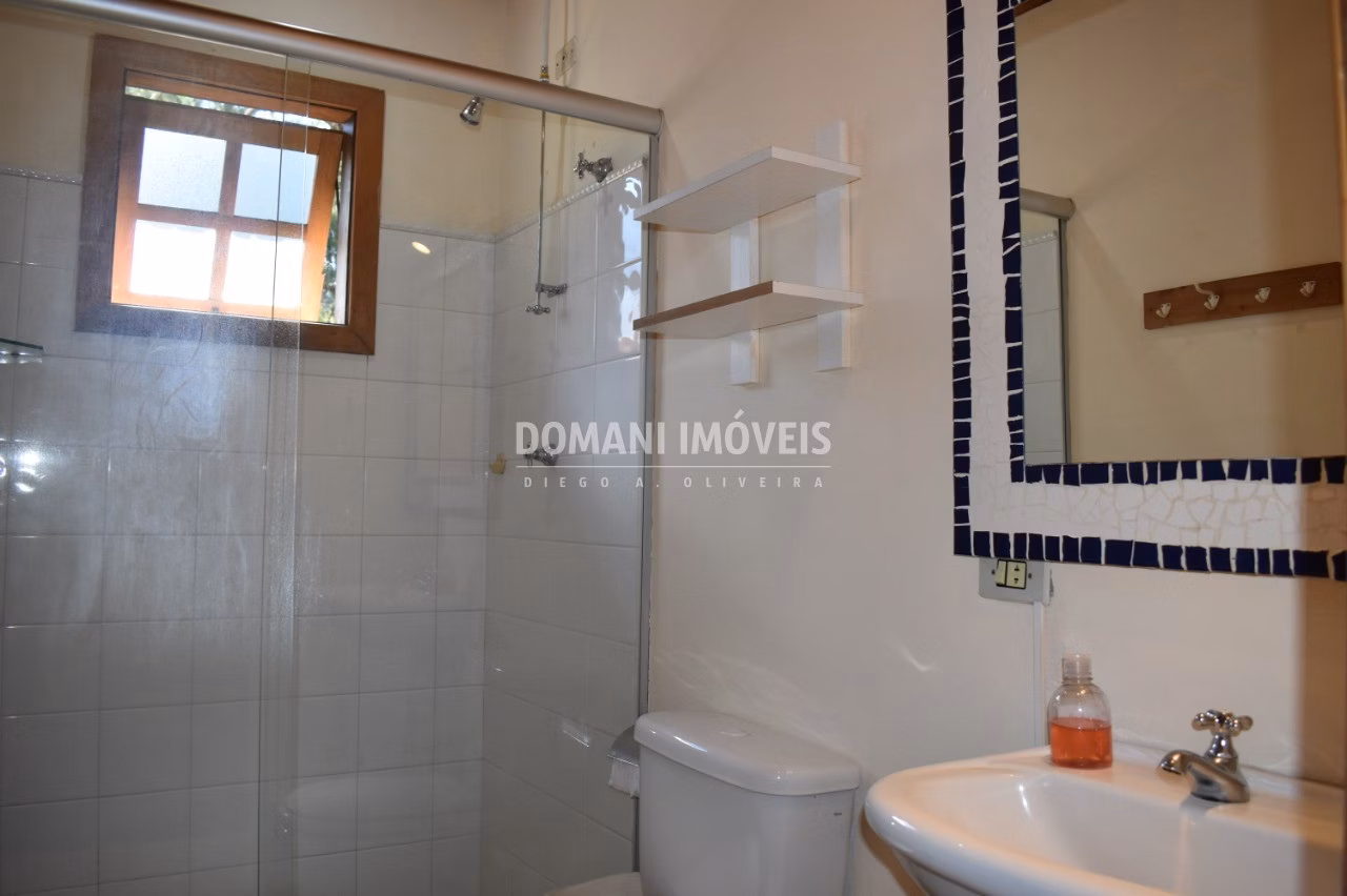 Casa de 2,000 m² em Campos do Jordão, SP