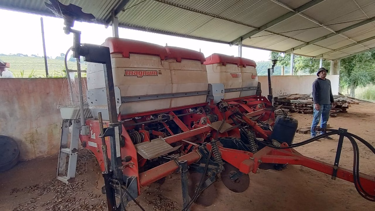Fazenda de 123 ha em Angatuba, SP