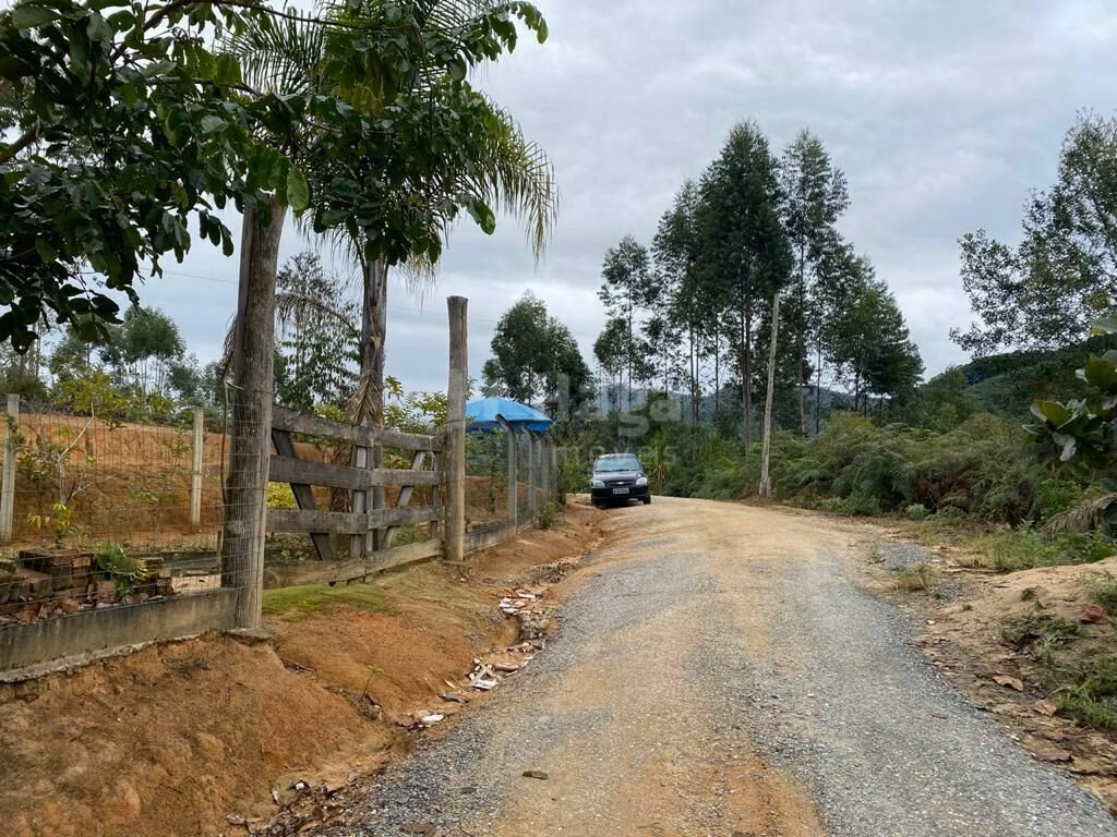 Chácara de 3.600 m² em Nova Trento, SC