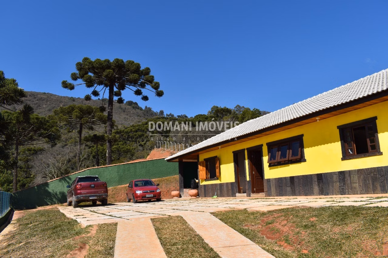 Casa de 1.260 m² em Campos do Jordão, SP