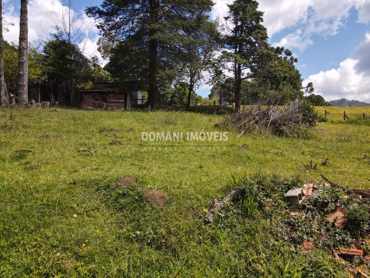 Plot of 1,330 m² in Campos do Jordão, SP, Brazil
