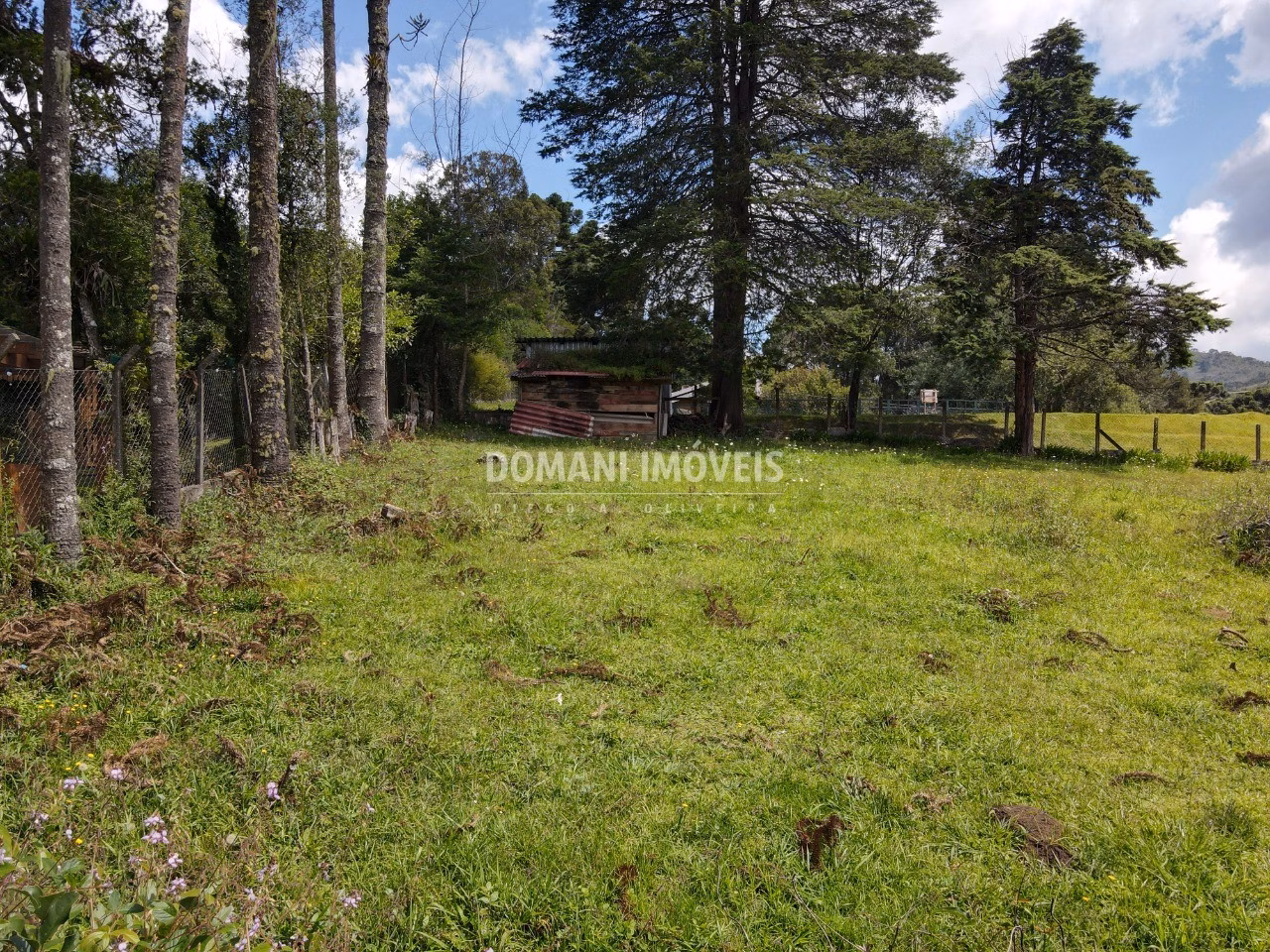 Plot of 1,330 m² in Campos do Jordão, SP, Brazil