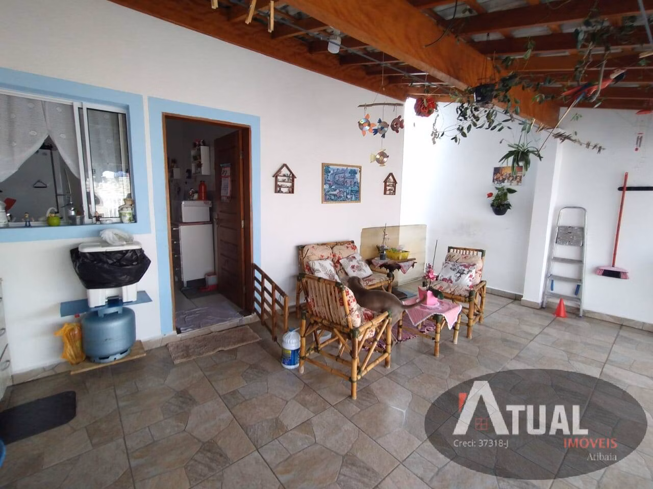 Casa de 350 m² em Mairiporã, SP