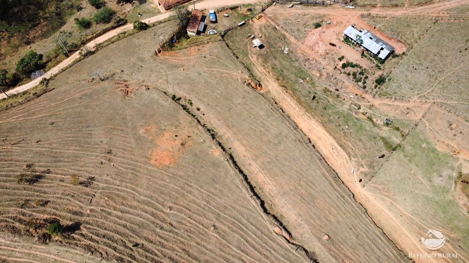 Sítio de 36 ha em Santa Branca, SP