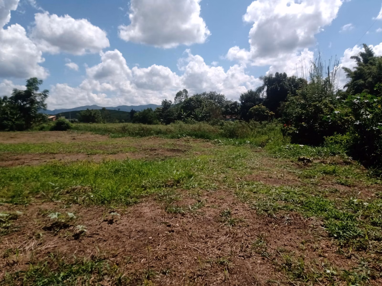 Chácara de 7.000 m² em Caçapava, SP