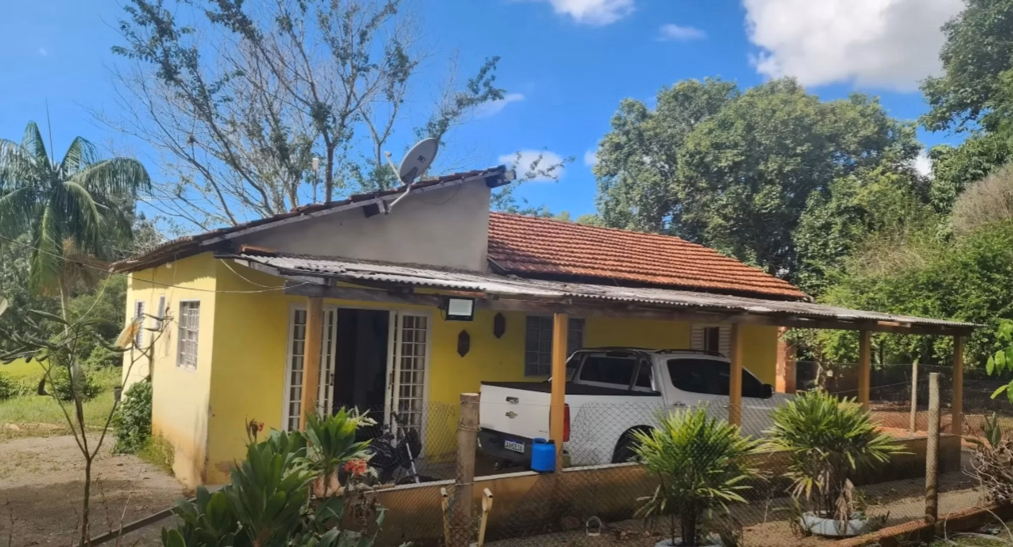 Country home of 9 acres in Carlópolis, PR, Brazil