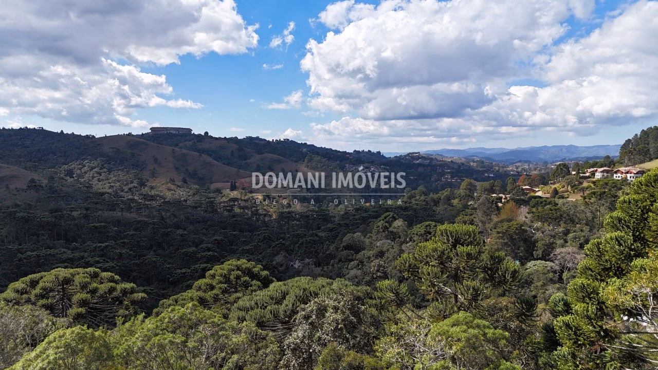 Terreno de 2,570 m² em Campos do Jordão, SP