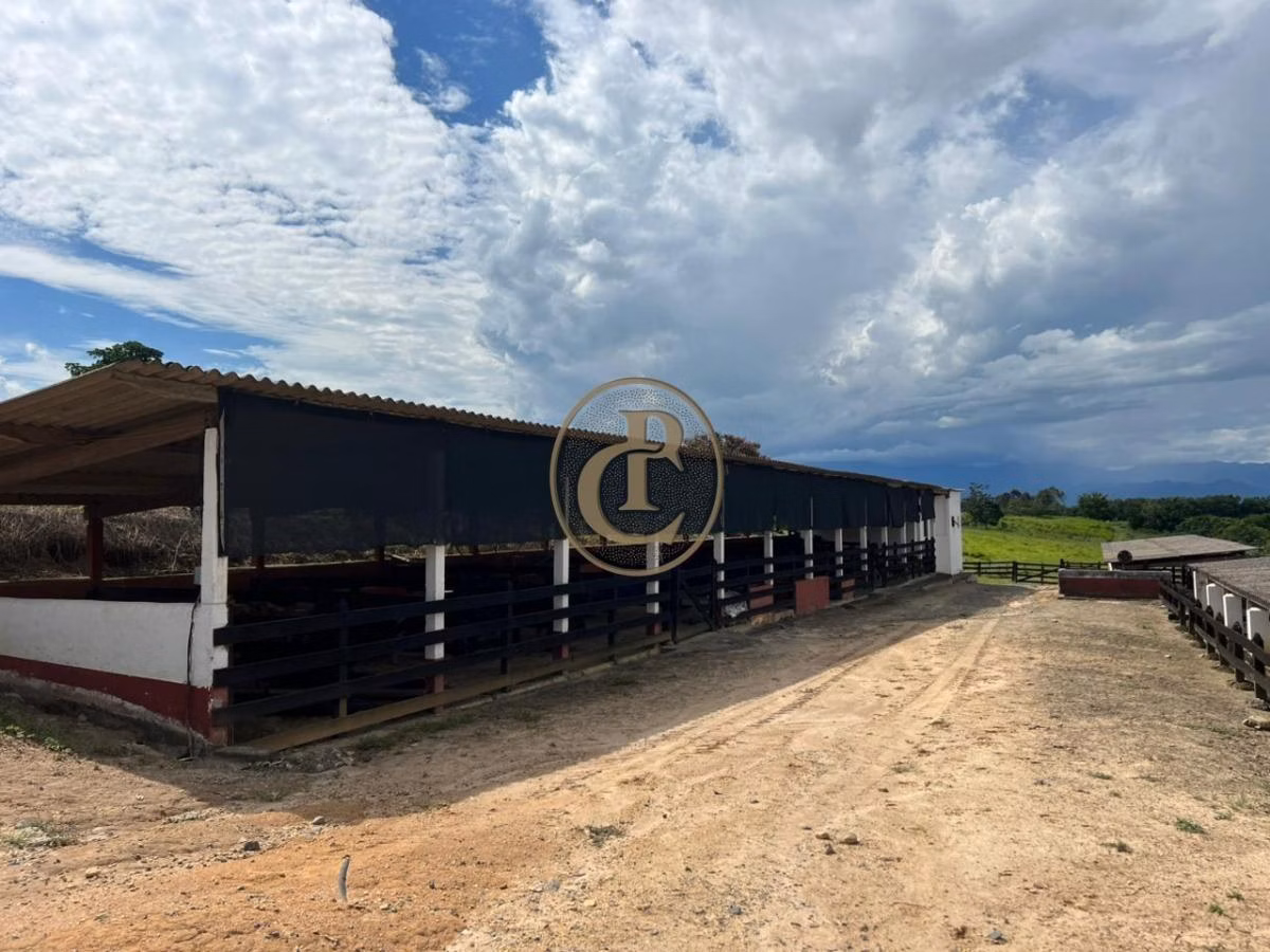 Farm zum Verkauf von 6.000 ha in Cachoeira Paulista, SP