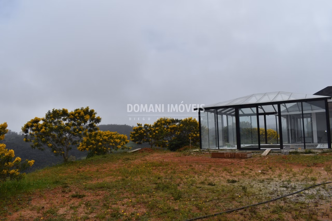 Terreno de 380 m² em Campos do Jordão, SP