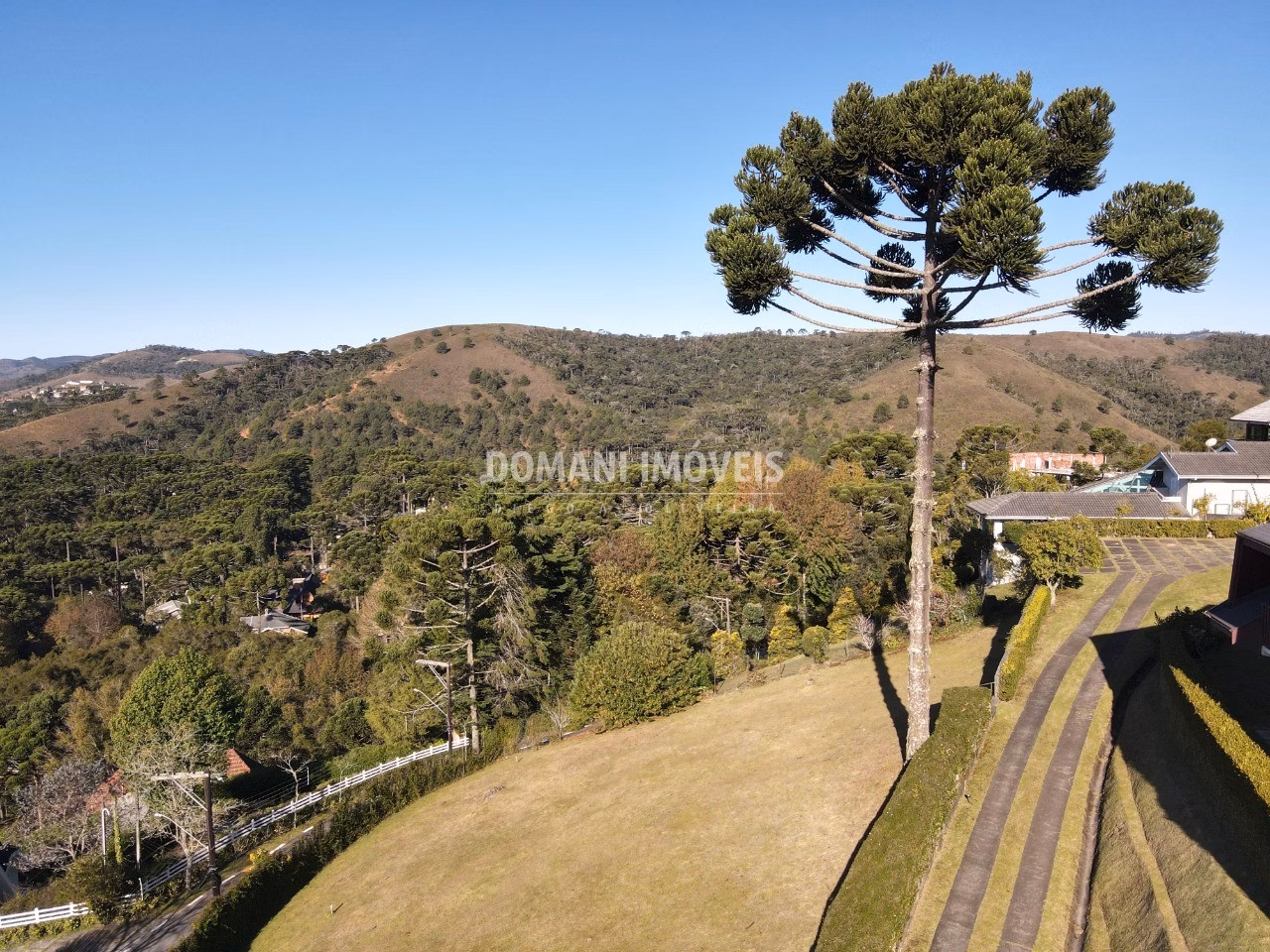 House of 2,500 m² in Campos do Jordão, SP, Brazil