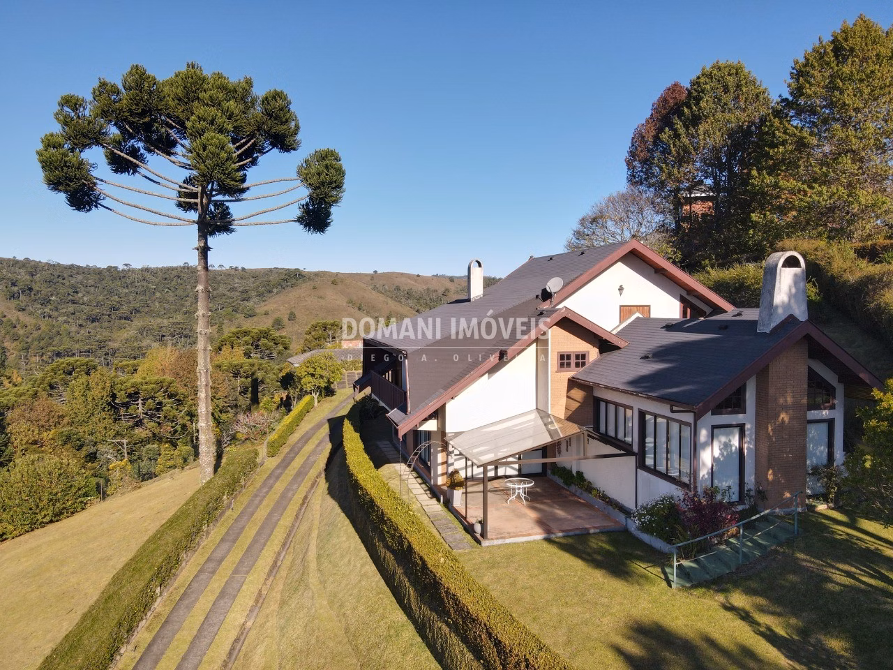 House of 2,500 m² in Campos do Jordão, SP, Brazil