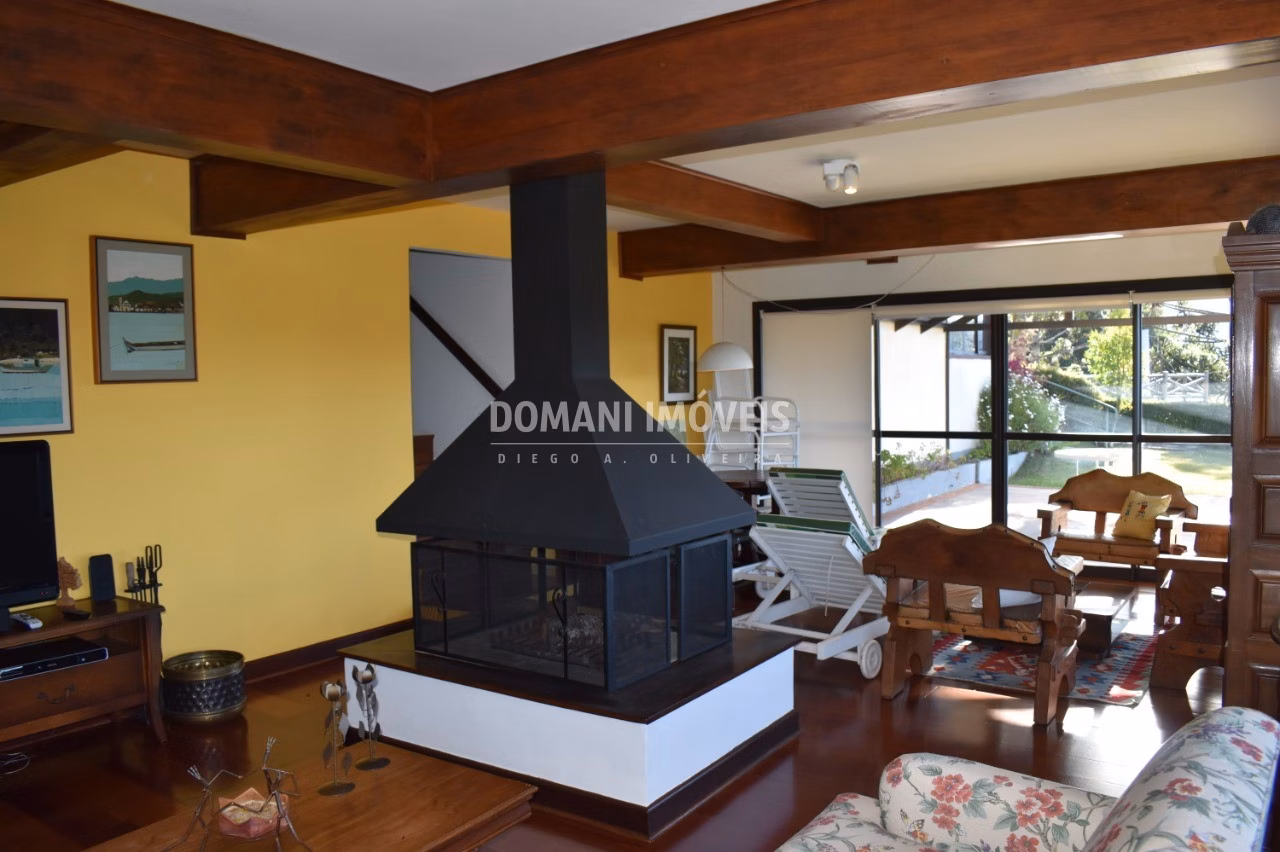 House of 2,500 m² in Campos do Jordão, SP, Brazil
