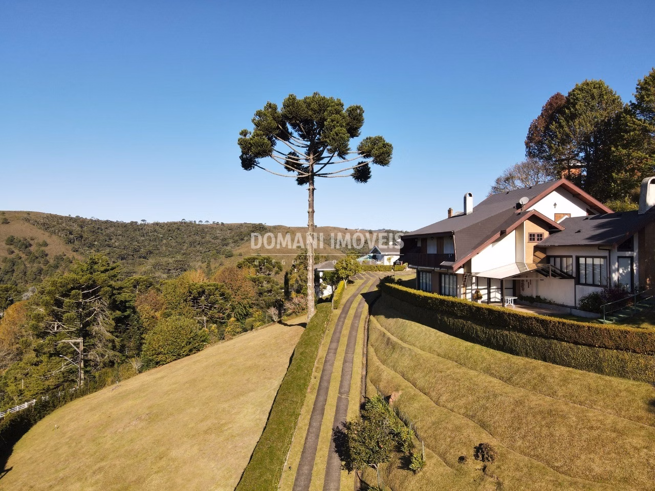 House of 2,500 m² in Campos do Jordão, SP, Brazil