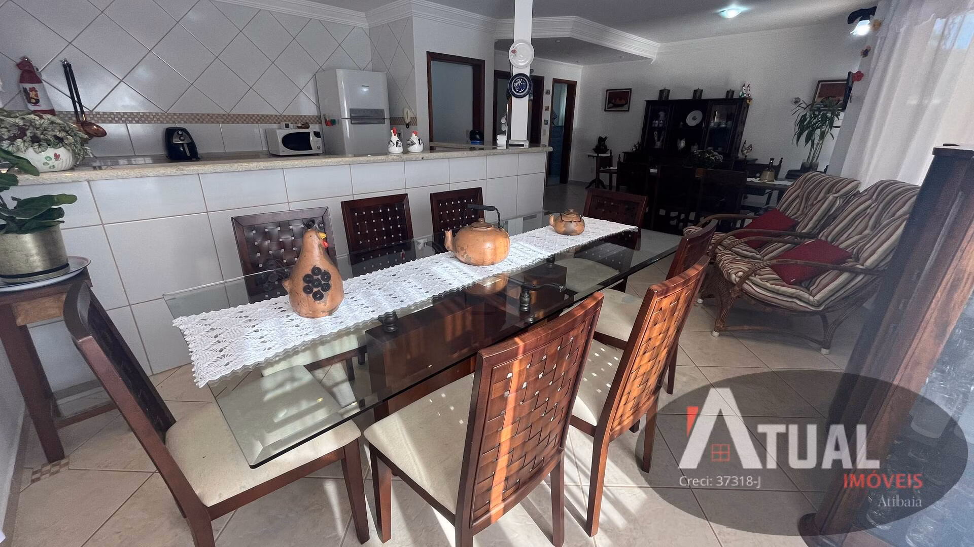 Casa de 976 m² em Bom Jesus dos Perdões, SP