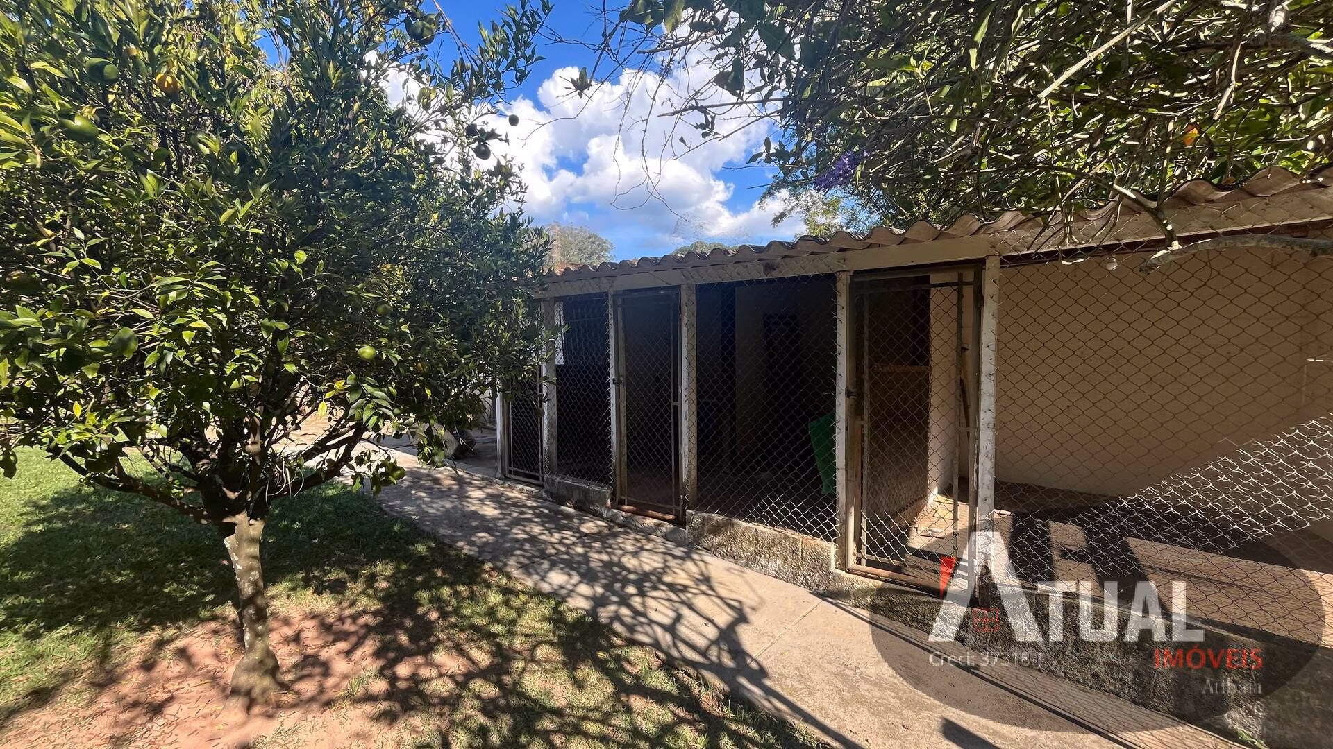Casa de 976 m² em Bom Jesus dos Perdões, SP