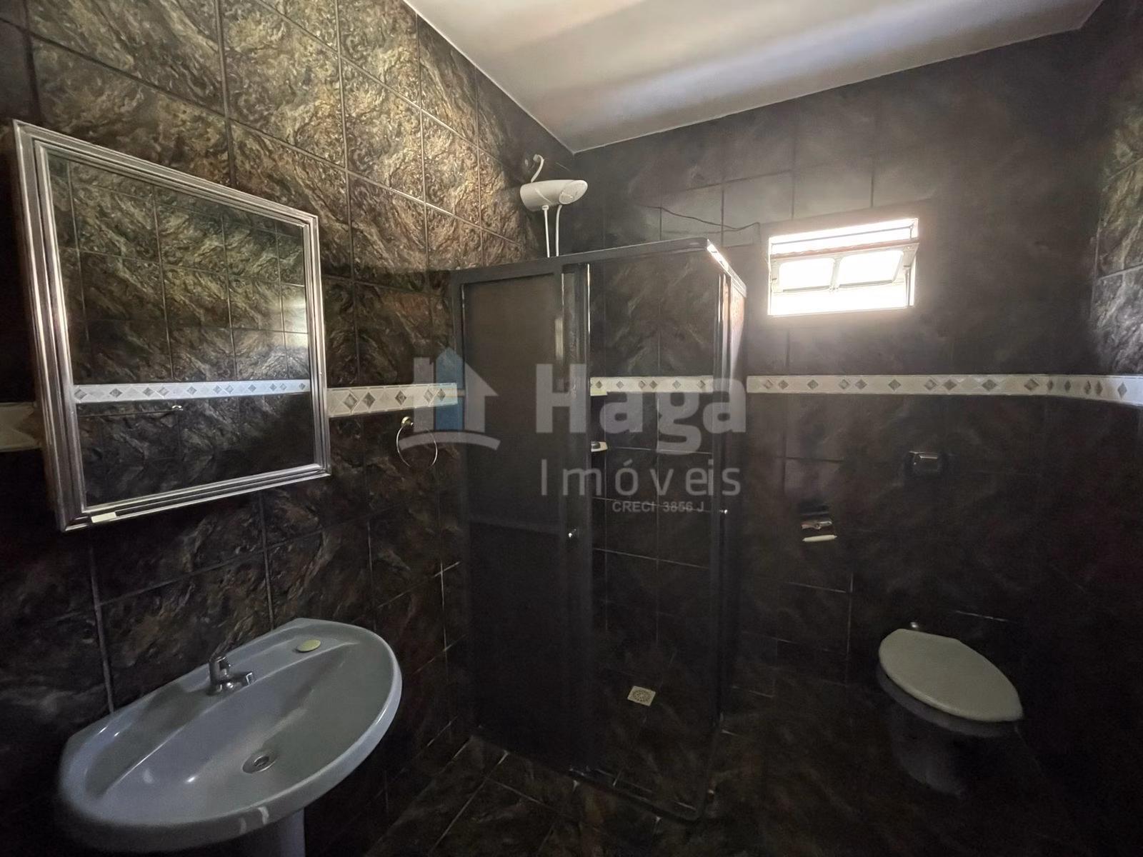 Casa de 440 m² em Brusque, SC
