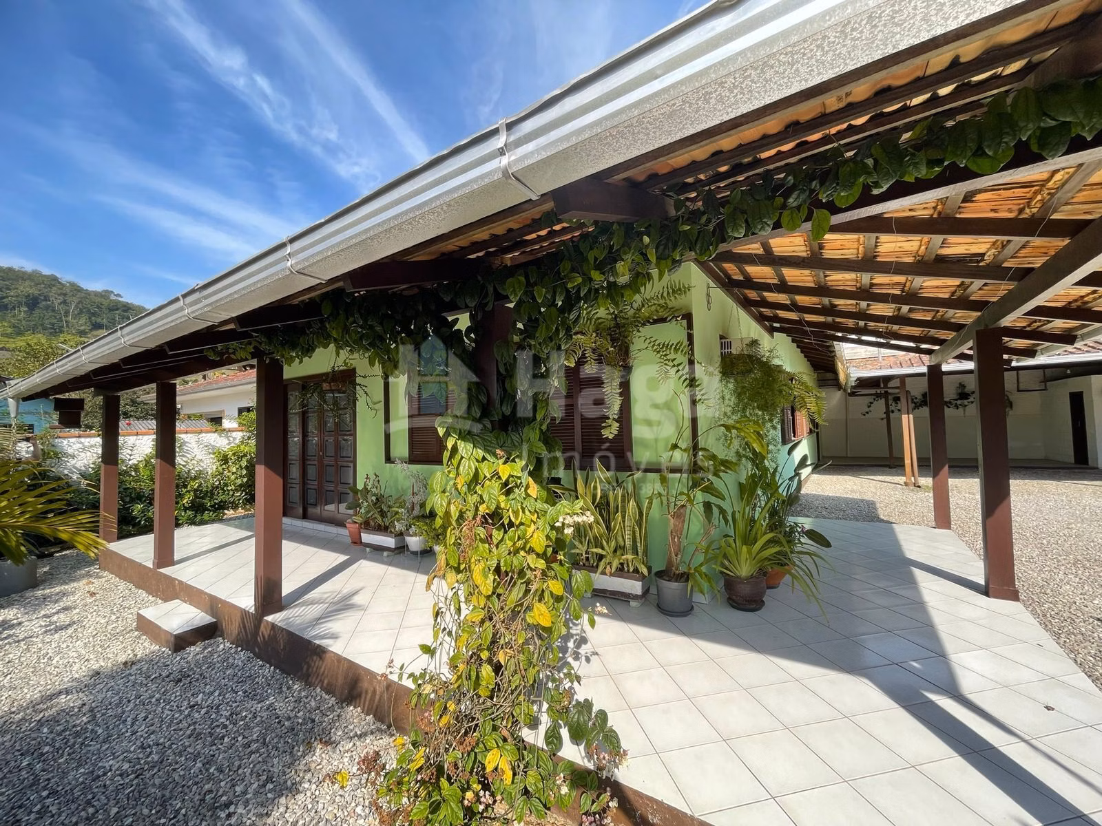 Casa de 440 m² em Brusque, SC