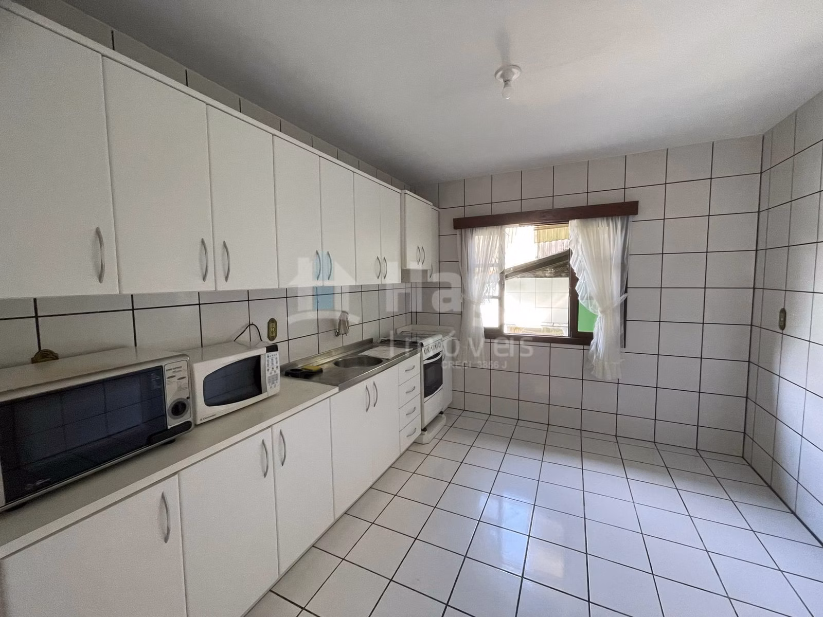 Casa de 440 m² em Brusque, SC