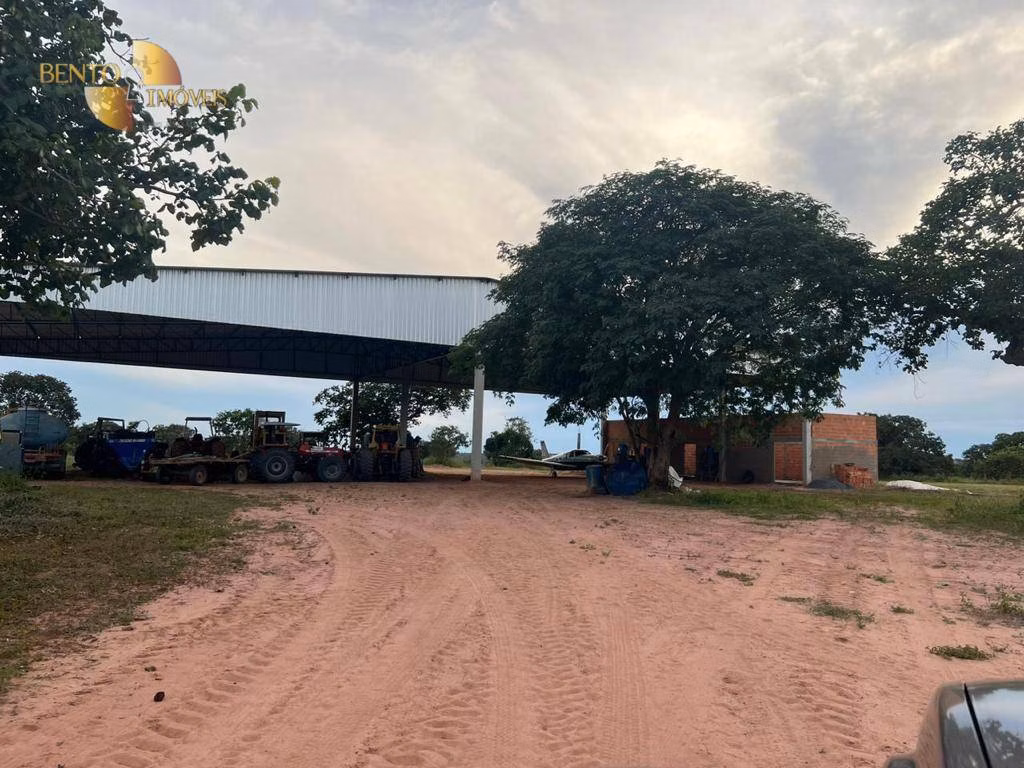Fazenda de 3.300 ha em Pintópolis, MG