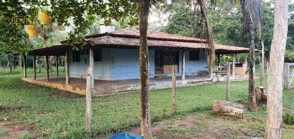 Fazenda de 1.764 ha em Cáceres, MT