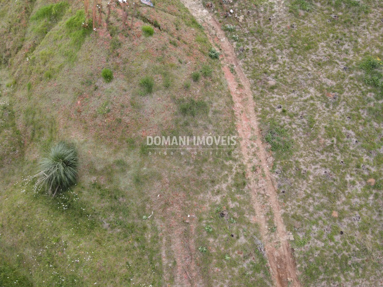 Terreno de 1.200 m² em Campos do Jordão, SP