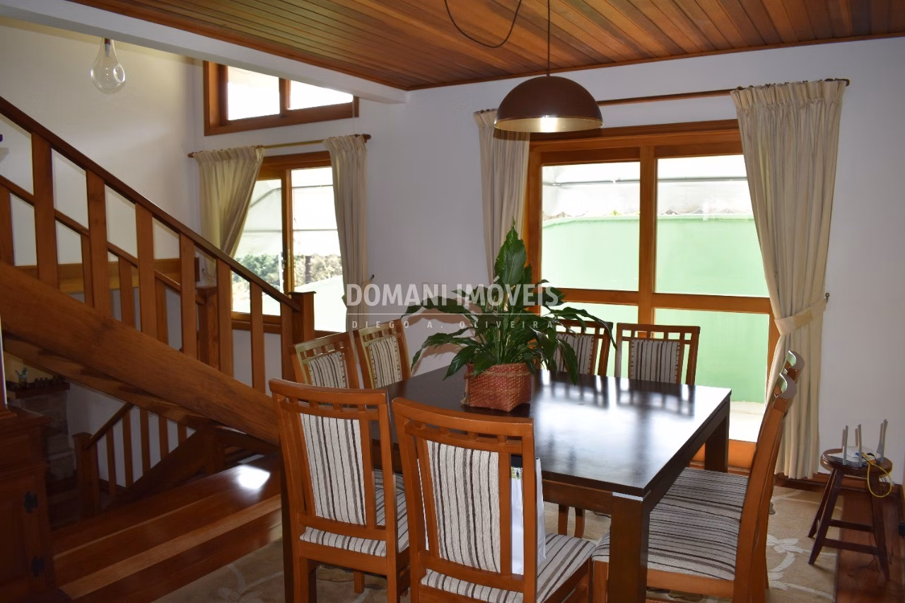 House of 500 m² in Campos do Jordão, SP, Brazil