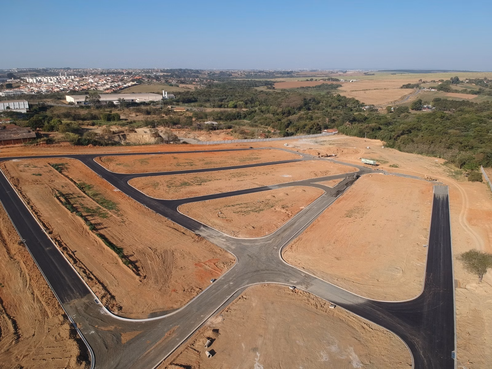 Terreno de 160 m² em Monte Mor, SP