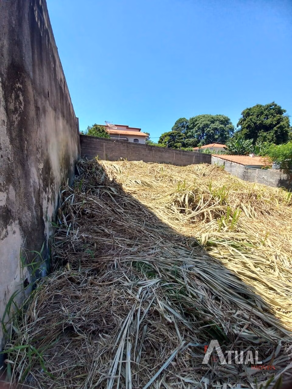 Terreno de 600 m² em Piracaia, SP