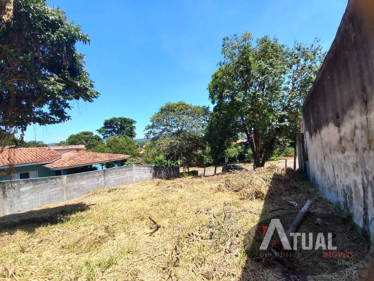 Terreno de 600 m² em Piracaia, SP