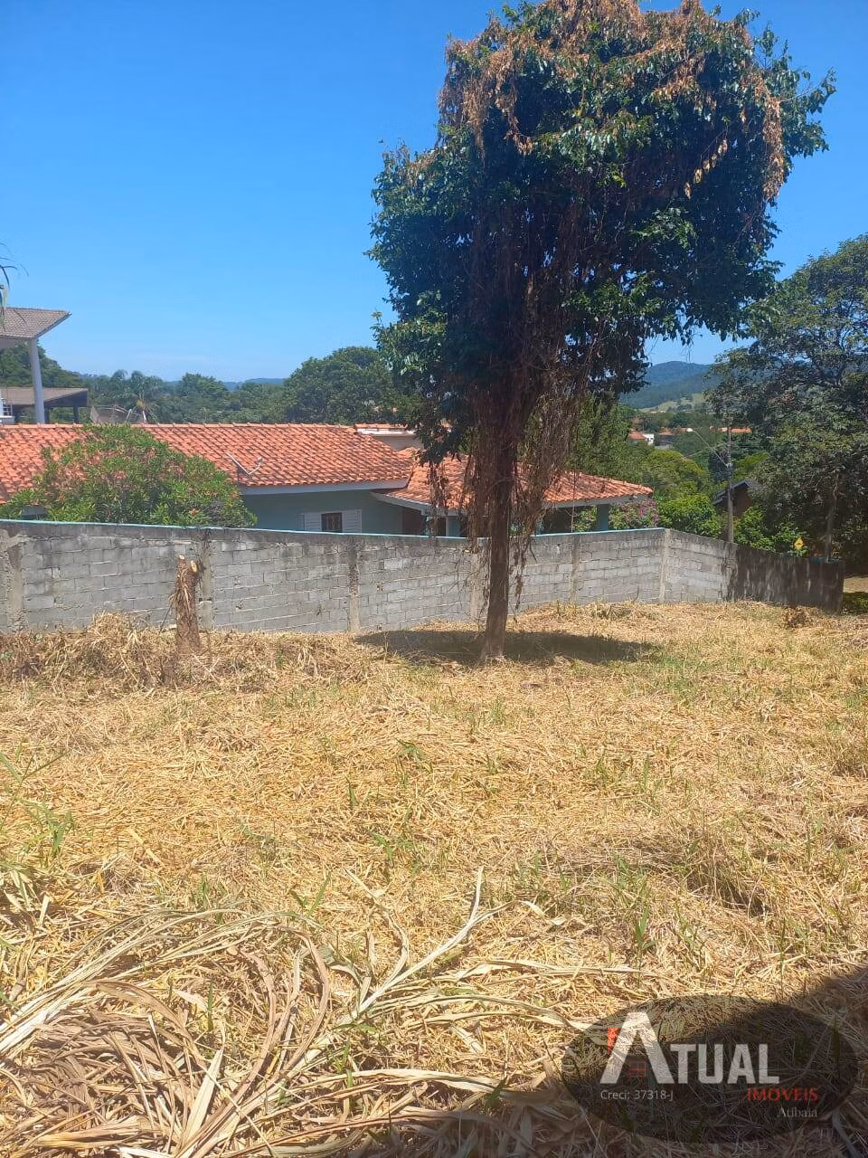 Terreno de 600 m² em Piracaia, SP