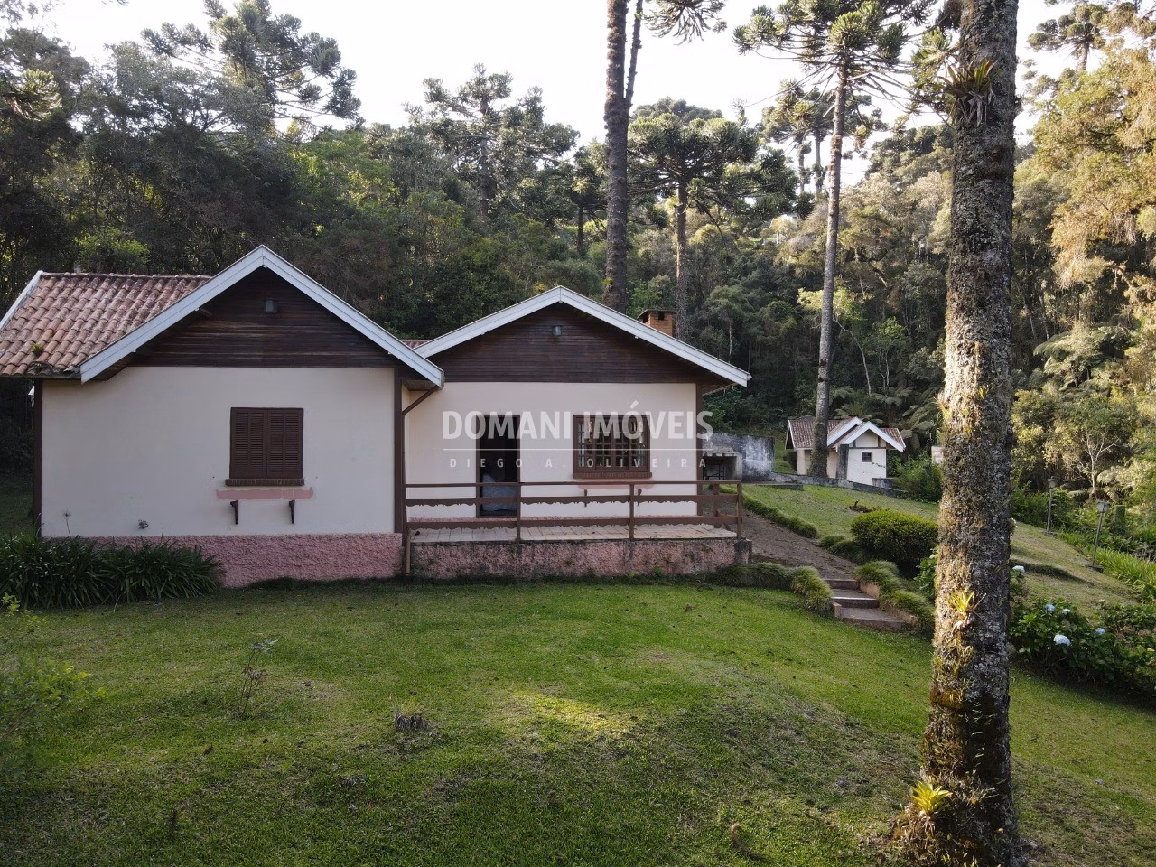 Casa de 1 ha em Campos do Jordão, SP