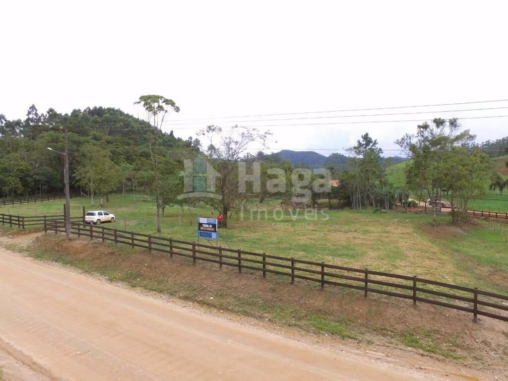 Chácara de 1.669 m² em Canelinha, SC