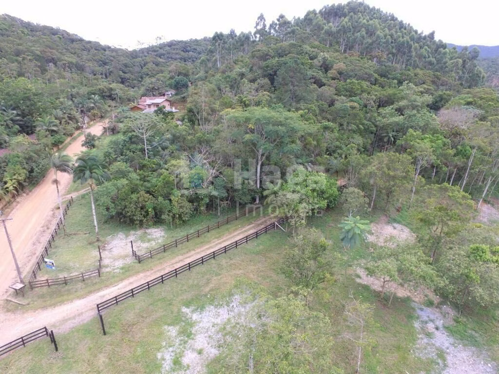 Chácara de 1.669 m² em Canelinha, SC