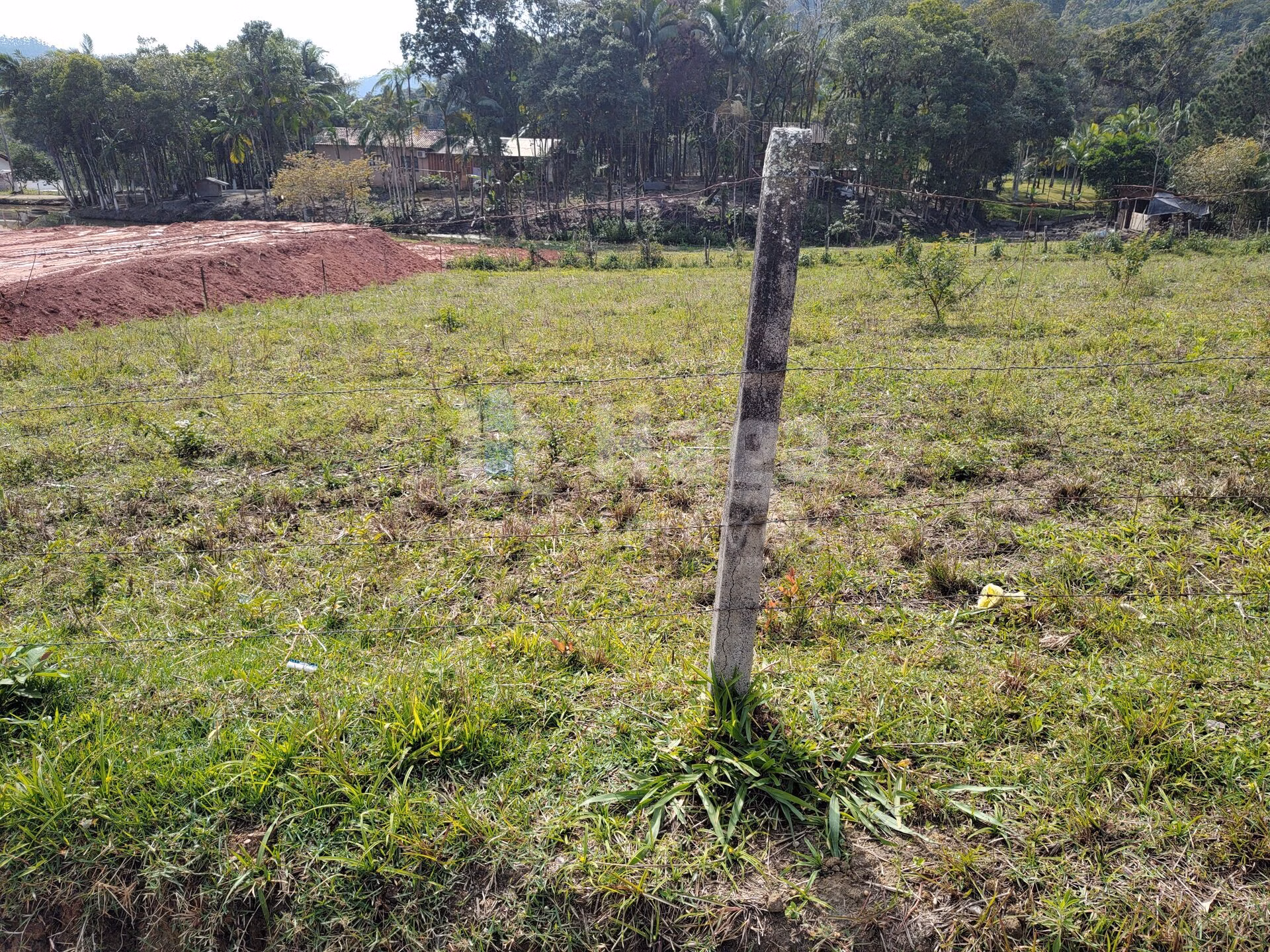 Terreno de 420 m² em Guabiruba, SC
