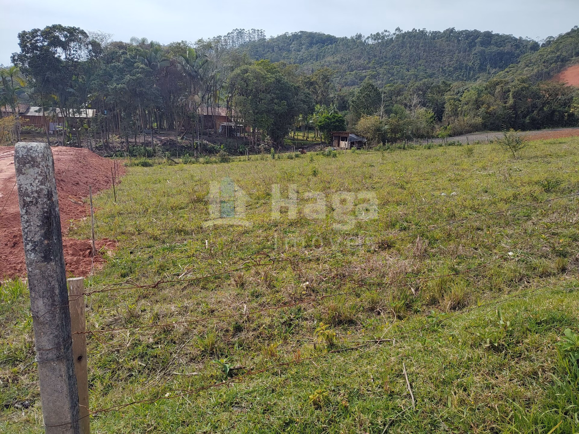 Terreno de 420 m² em Guabiruba, SC