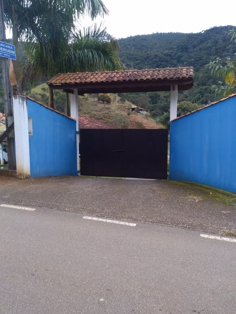 Chácara de 3.000 m² em Monteiro Lobato, SP